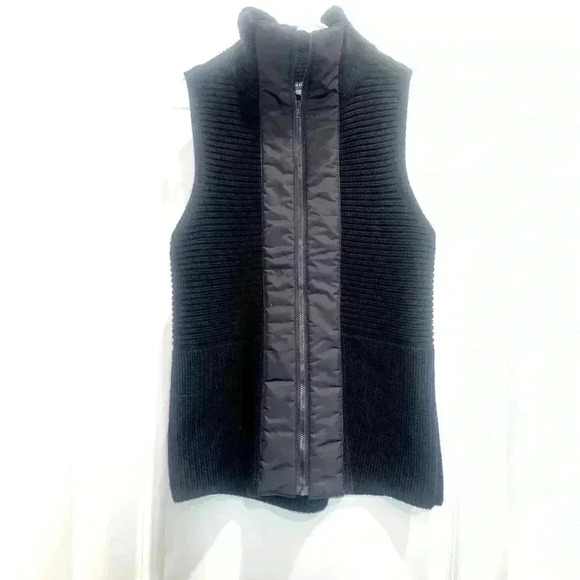 Eileen Fisher women’s black merino wool full zip sweater vest - Picture 1 of 4